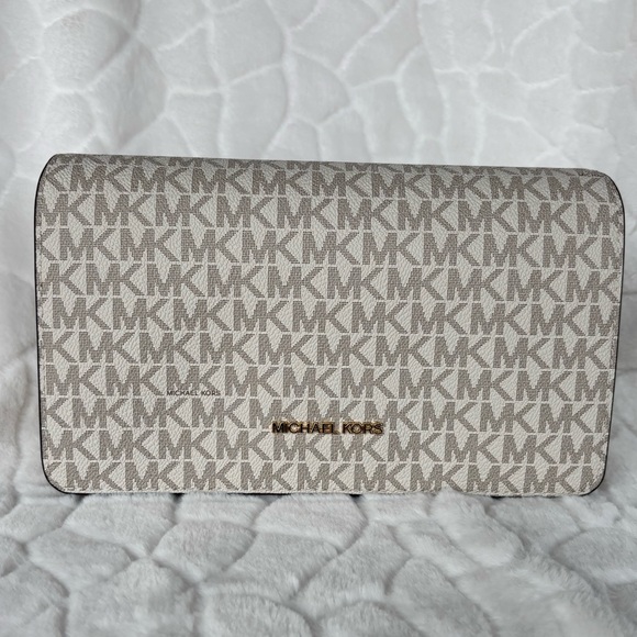 Michael Kors Jet Set Medium Signature Logo Crossbody Bag - Picture 6 of 12